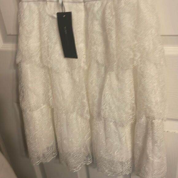 NWT BCBG MaxAzria Josanna Lace Dress Size XXSmall White - Picture 7 of 8
